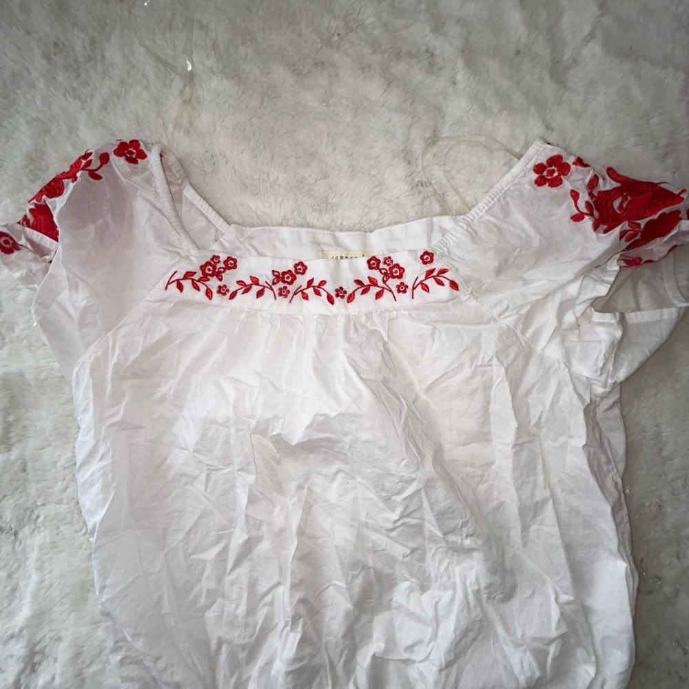Women’s blouse